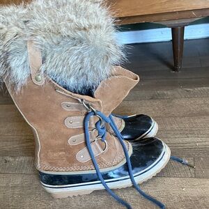 Sorel Joan of Arctic winter boots